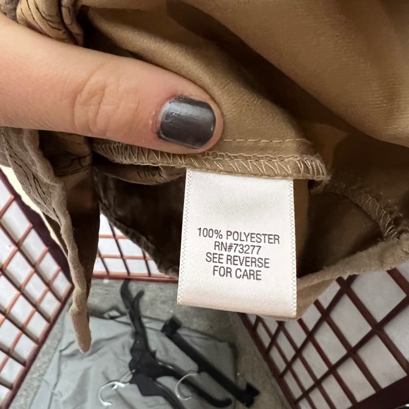 Tan brown button down top w paisley floral - Picture 5 of 6